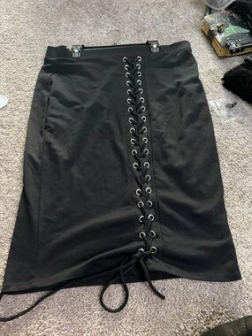 glam Black Lace-Up Front Pencil Skirt